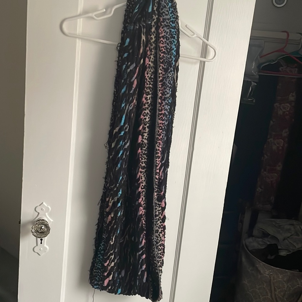 Multicolor animal print scarf, excellent condition.